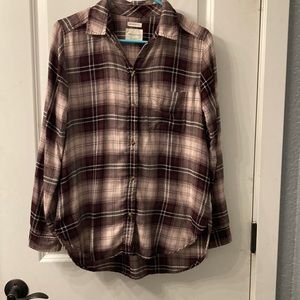 Boyfriend fit, long sleeve, purple plaid top